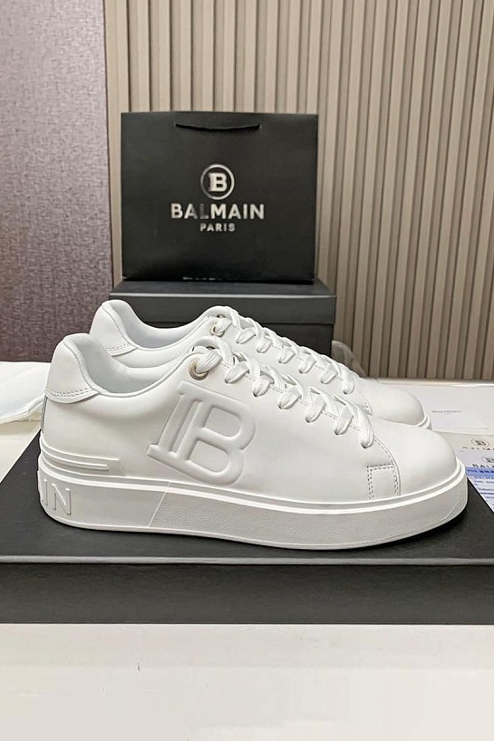 Кожаные кроссовки Balmain белого цвета