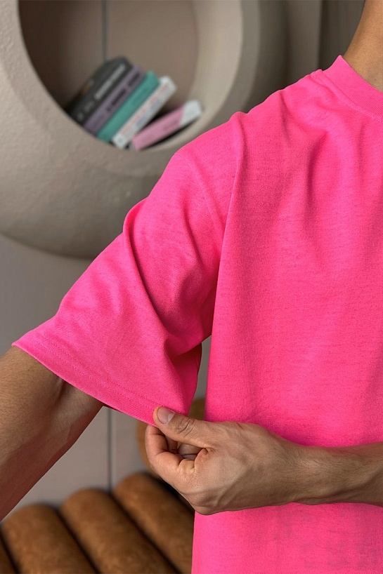 Мужская оверсайз футболка Balenciaga розового цвета