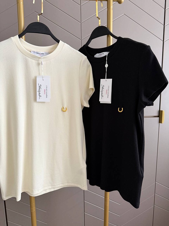 Женская чёрная футболка Schiaparelli premium