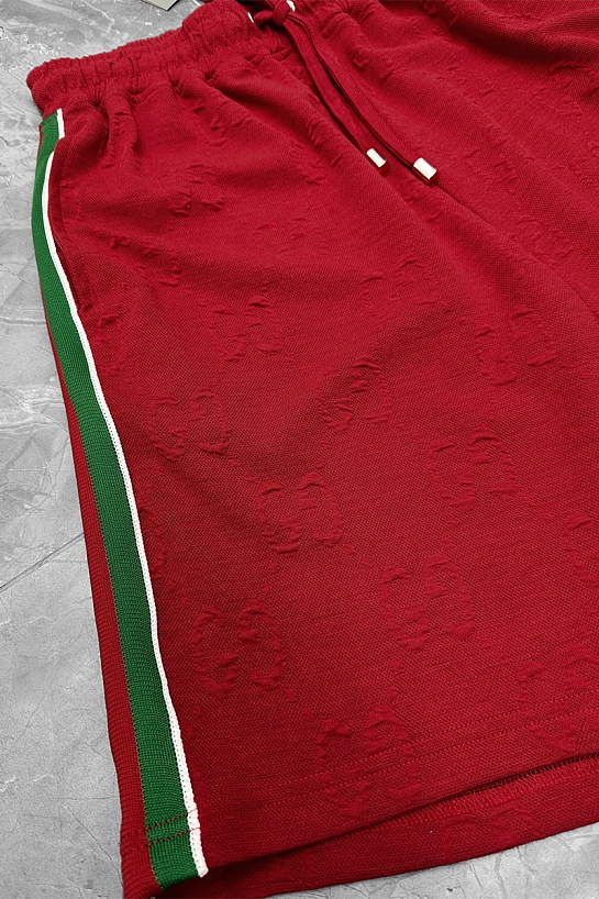 Брендовые мужские шорты Gucci красного цвета