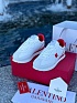 Женские кожаные кроссовки Valentino - White / Red