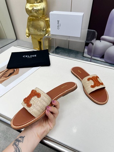 Женские шлёпанцы Celine   