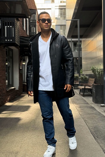 Мужское утеплённое пальто Philipp Plein чёрного цвета   