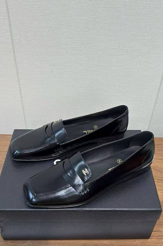 Женские кожаные лоферы Chanel premium
