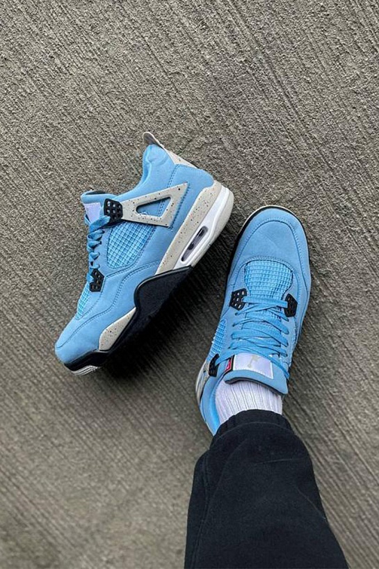 Кроссовки Nike Air Jordan 4 “University Blue”