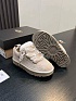 Женские замшевые ботинки UGG Lowmel