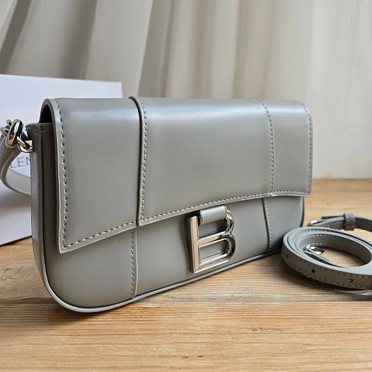 Кожаная сумка Balenciaga Hourglass 22x13 см   