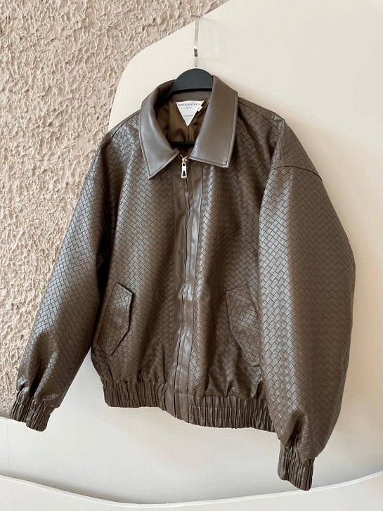 Женская куртка из эко кожи Bottega Veneta