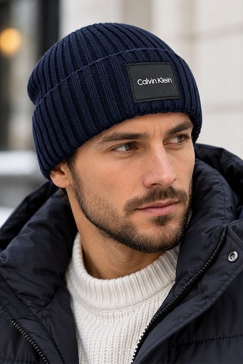 Мужская шапка тёмно-синего цвета Calvin Klein logo-patch   