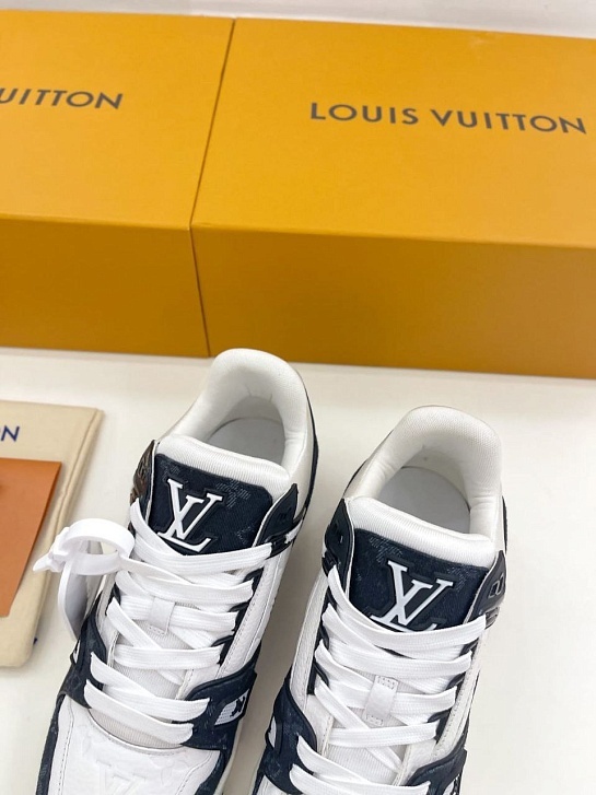 Женские кожаные кроссовки Louis Vuitton Trainer Monogram - White / Blue