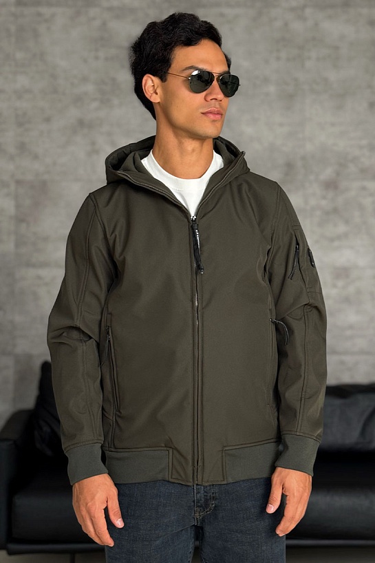 Зелёная ветровка C.P. Company Pro-Tek lens detail