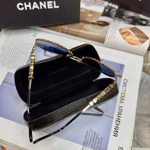 Солнцезащитные очки авиаторы Chanel с синими стеклами   