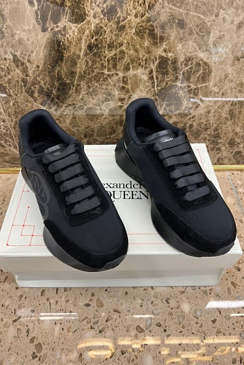 Мужские чёрные кроссовки Alexander McQueen   