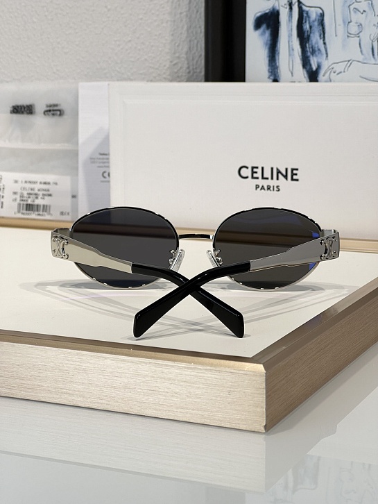 Солнцезащитные очки Celine Triomphe