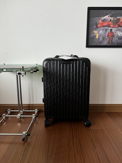 Чемодан Rimowa x Dior Aluminum S Premium 53x37x22 см   