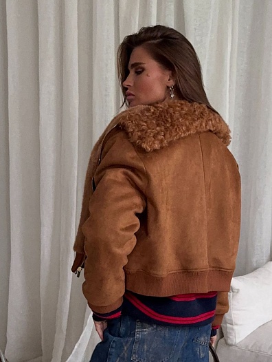Женская куртка с мехом MIU MIU   