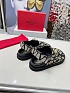 Женские кожаные сандалии Valentino Rockstud