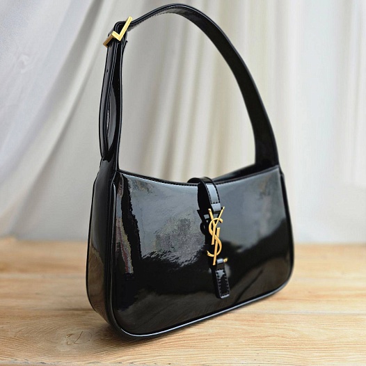 Женская лакированная сумка Yves Saint Laurent le 5 a 7 25x16 см - Black   