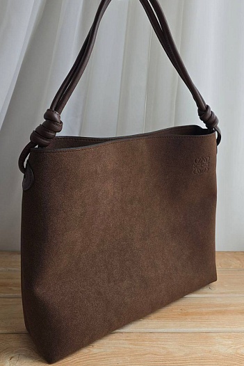 Замшевая сумка Loewe 35x30 см   