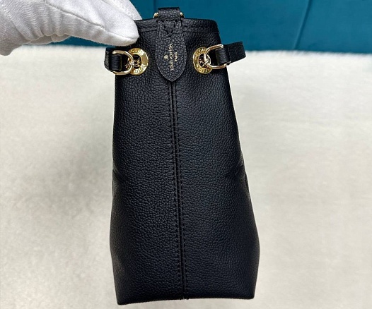 Женская сумка Louis Vuitton Bundle Premium 28x22x10 см - Black   