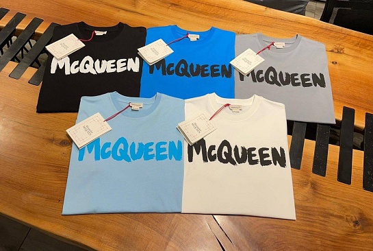 Чёрная футболка Alexander McQueen graffiti logo-print