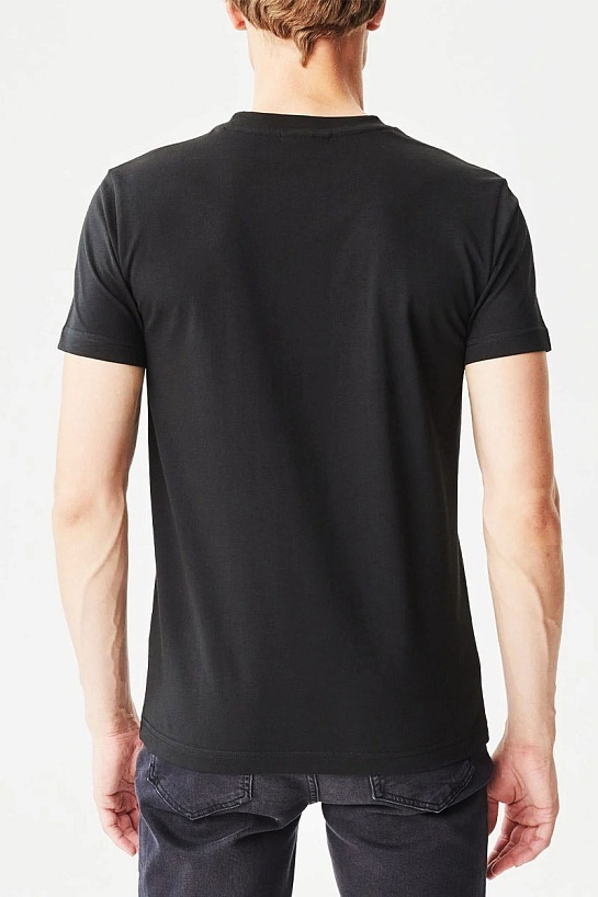 Мужская чёрная футболка Lacoste