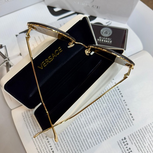 Солнцезащитные очки Versace Glam Medusa   