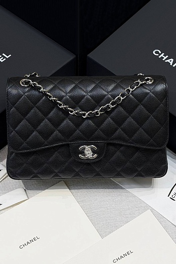 Кожаная сумка Chanel Classic Flap premium 30x20x9 см (8 расцветок)   