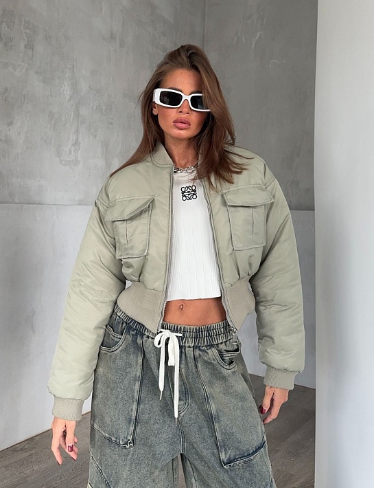 Женский бомбер Max Mara светло-бежевого цвета