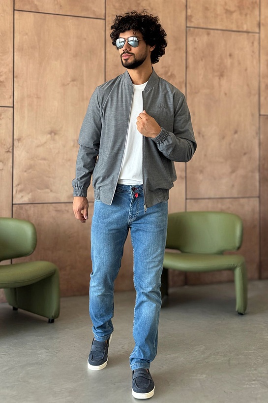 Мужской бомбер Zegna серого цвета