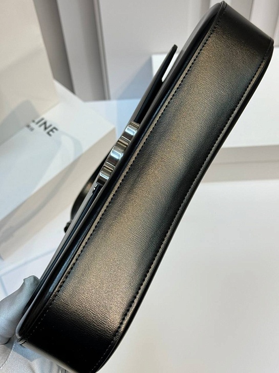 Женская сумка Celine Lola Premium 26x12x5 см - Black