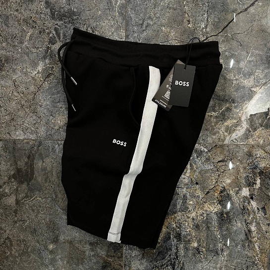 Мужские чёрные шорты Hugo Boss