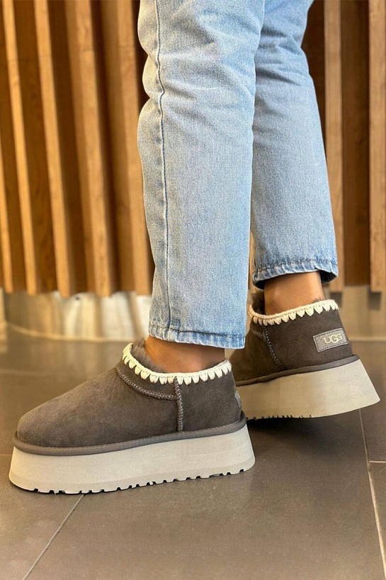 Женские зимние слиперы с мехом UGG Tasman