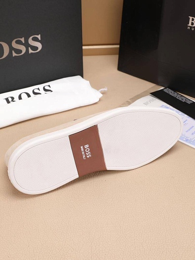 Замшевые лоферы Hugo Boss embossed logo - Beige   