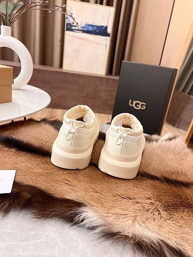 Женские замшевые ботинки UGG Tasman Hybrid - White   