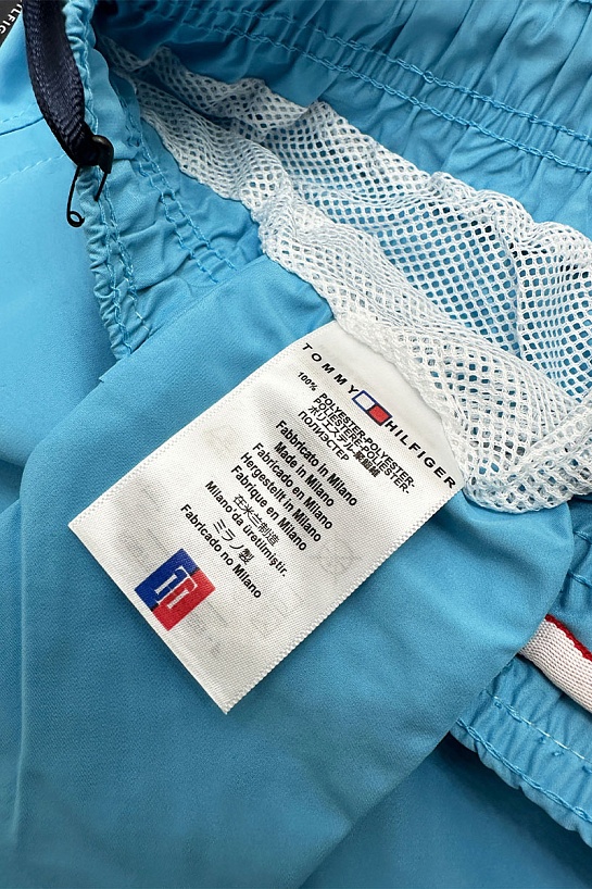 Мужские шорты Tommy Hilfiger голубого цвета