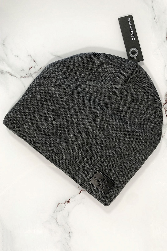 Мужская серая шапка Calvin Klein logo-patch