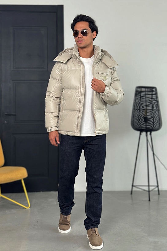 Мужской пуховик Prada logo-plaque - Beige