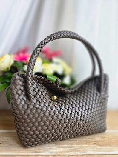 Кожаная сумка Bottega Veneta intrecciato 30x14 см   