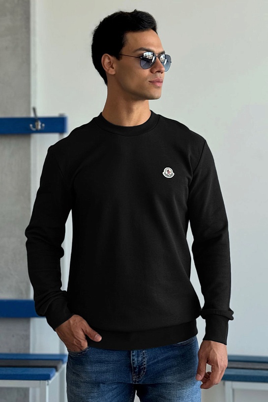 Свитшот чёрного цвета Moncler logo-patch