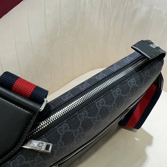 Кожаная сумка Gucci GG Messenger Premium 30x27x4.5 см