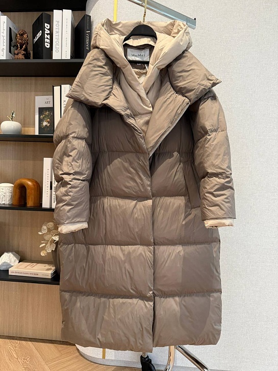 Женский пуховик с капюшоном Max Mara premium - Brown