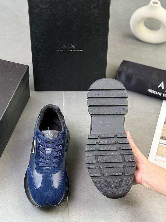 Кроссовки синего цвета Armani Exchange