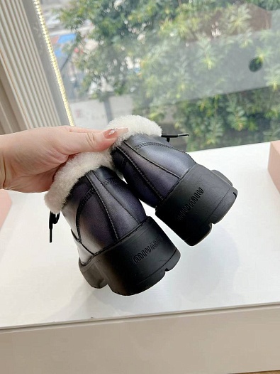 Женские кожаные ботинки с мехом MIU MIU Premium   