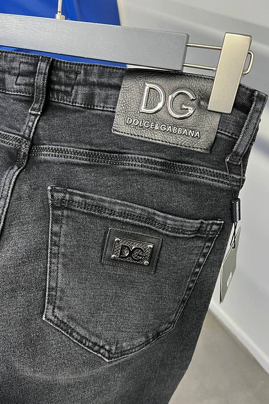 Мужские чёрные джинсы Dolce & Gabbana logo-plaque