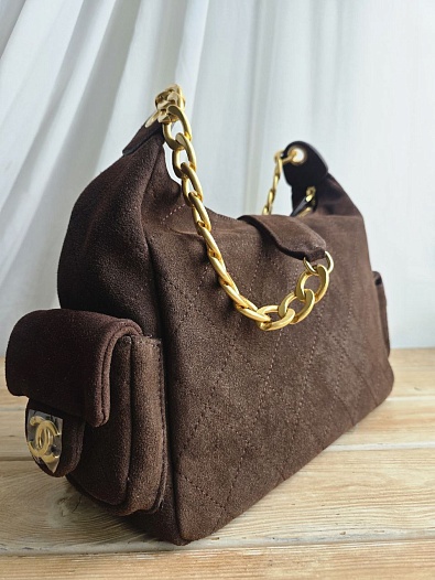 Замшевая сумка Chanel 31x20 см   