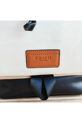 Кожаный рюкзак Coach Track colorblock 40x32 см   