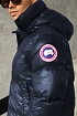Мужской тёмно-синий пуховик Canada Goose logo-patch