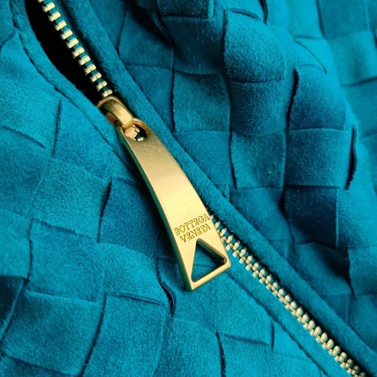 Женская замшевая сумка  Bottega Veneta Jodie Teen Intrecciato 23x14 см (4 расцветки)