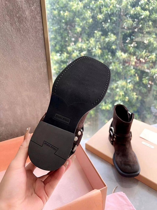 Женские замшевые ботинки MIU MIU Ankle Premium
